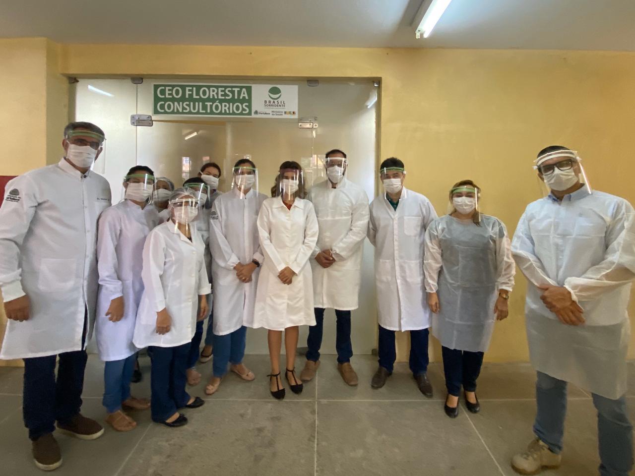 Nutec produz máscaras do tipo face shield em impressora 3D para doação